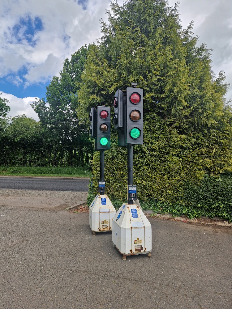 Pike EVO Pedestrian crossing used battery operated Portable traffic lights for sale - Image 3